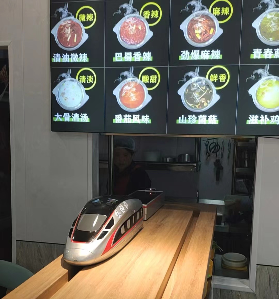 智能送餐小火車：餐飲智能化需求下的借勢增長